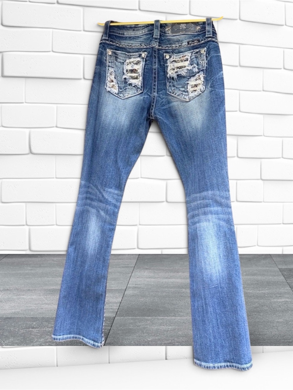 Miss Me Jeans Women's Bootcut Size 30 USA - Picture 3 of 15